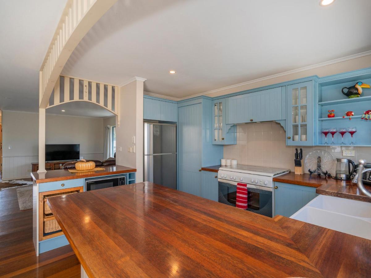 Pipi Dune Villa - Whitianga Holiday Home Dış mekan fotoğraf
